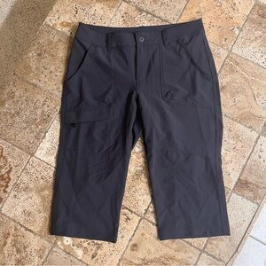 Columbia Gray Capri Pants Women Size 10